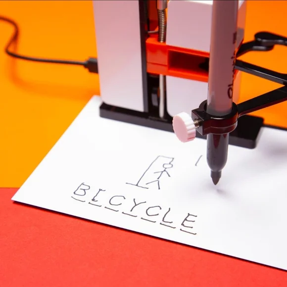 Line-Us: Drawing Robot - Picture 7 of 8